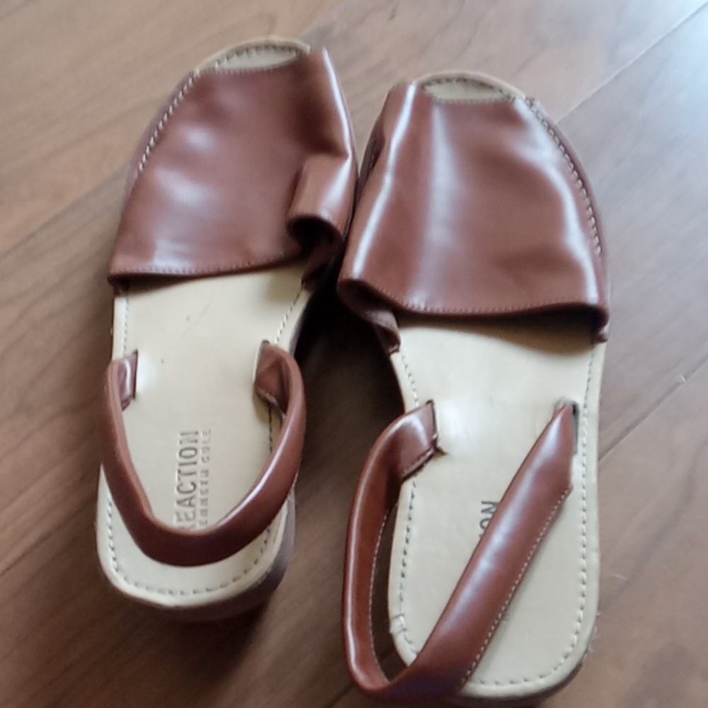 Tan wedge Sandals with brown straps by Reaction Kenneth Cole women's size 9